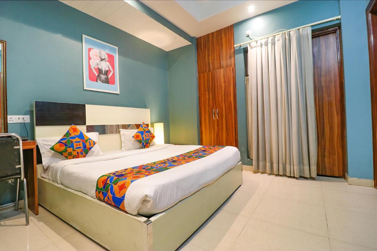 Fabhotel Church House Rohini Delhi  Dış mekan fotoğraf