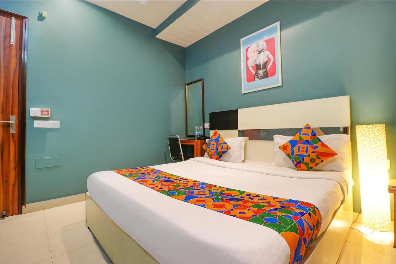 Fabhotel Church House Rohini Delhi  Dış mekan fotoğraf